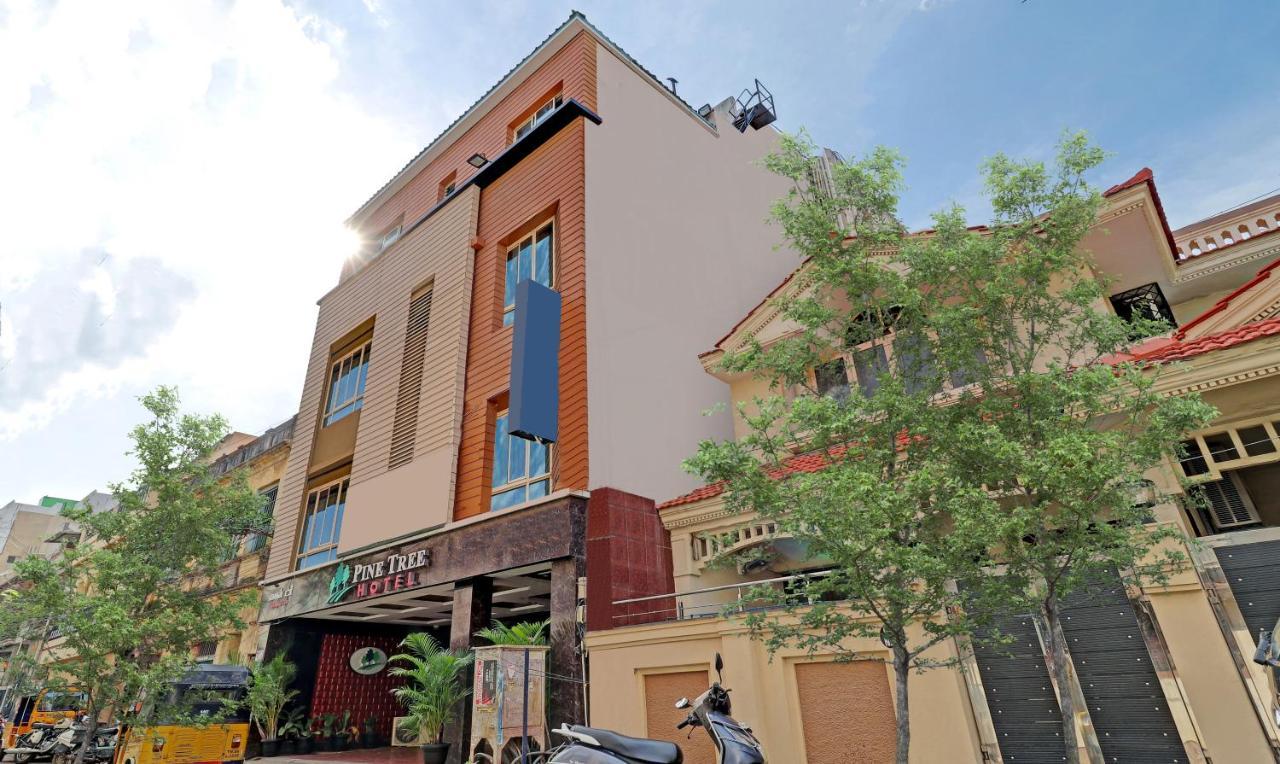 Pine Tree Boutique Hotel Madras Buitenkant foto