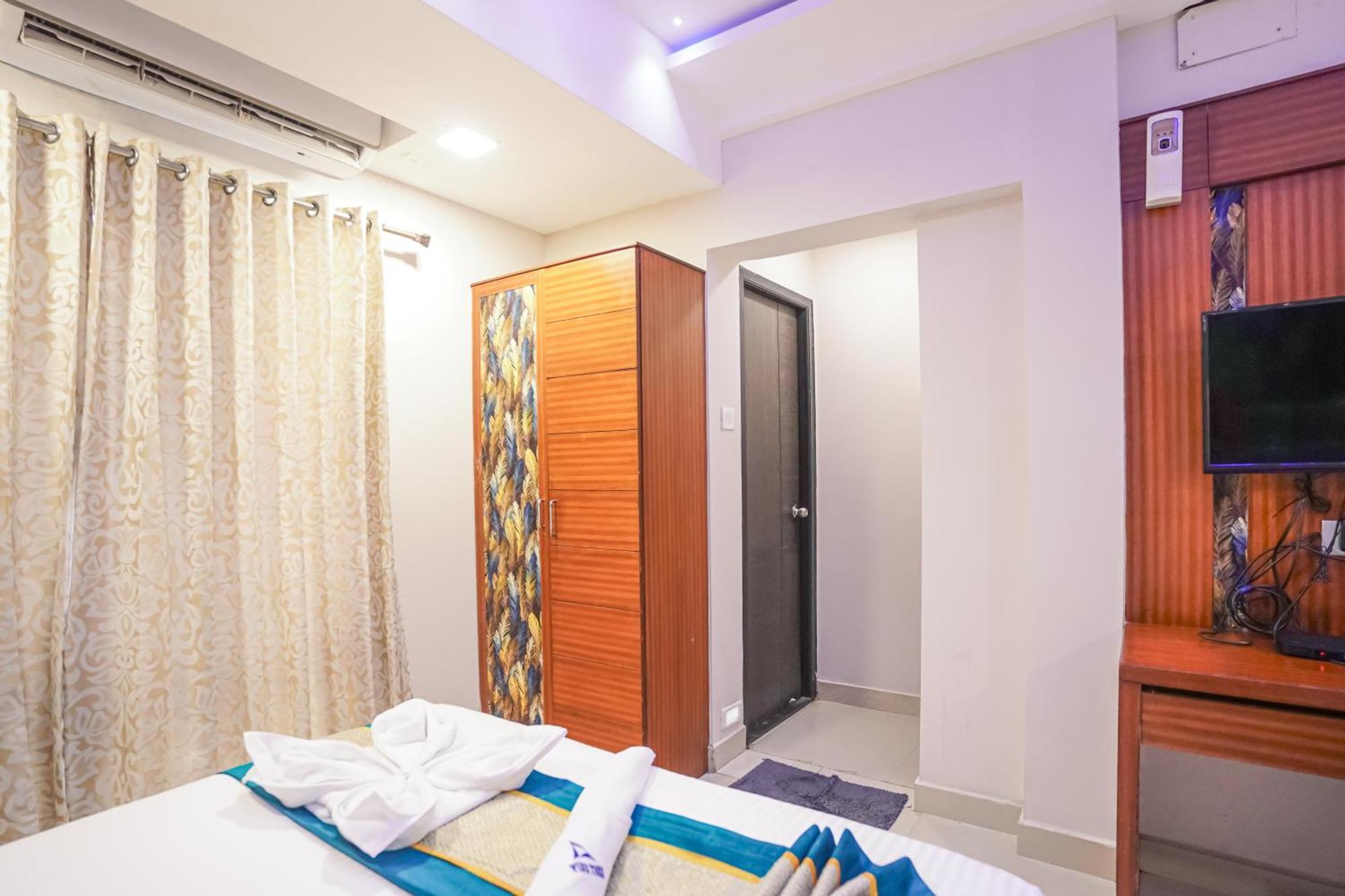 Pine Tree Boutique Hotel Madras Buitenkant foto