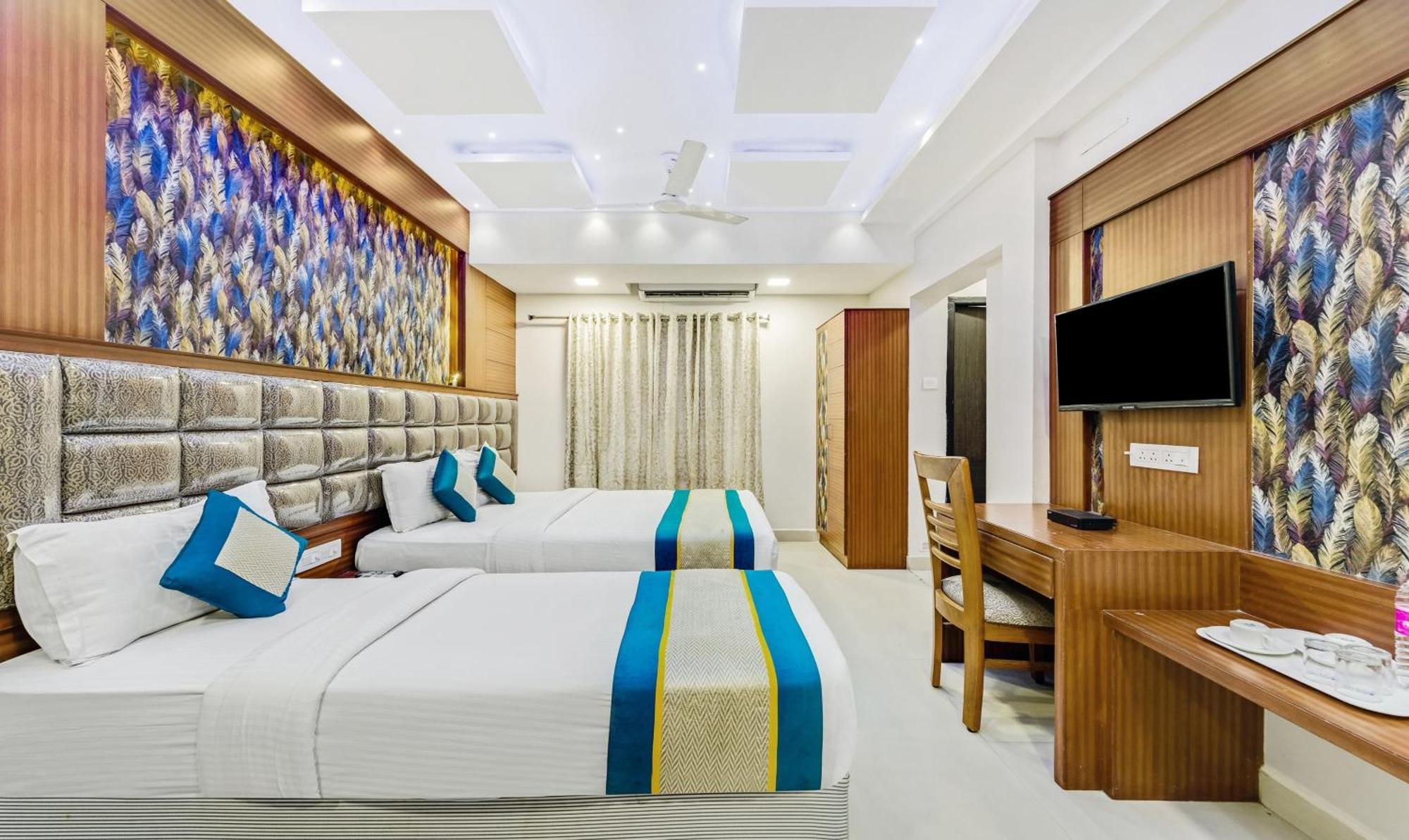 Pine Tree Boutique Hotel Madras Buitenkant foto